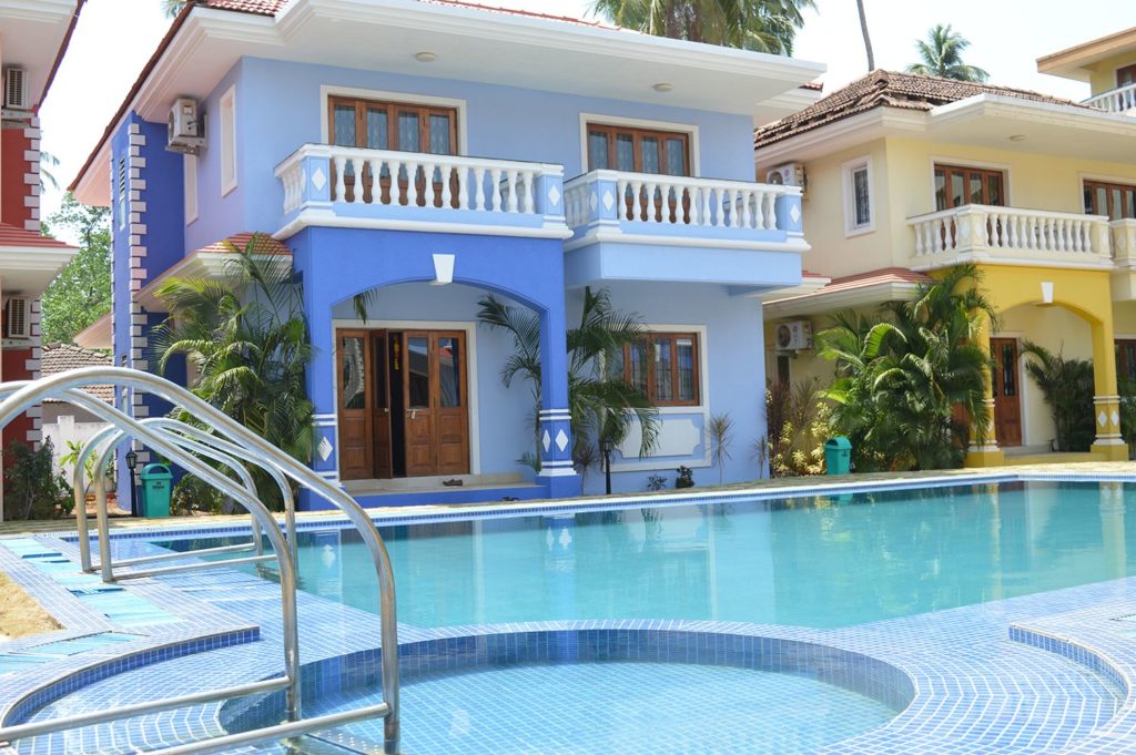 Rent Best Goa Beach VillaRent Best Goa Beach ApartmentPoolKitchen